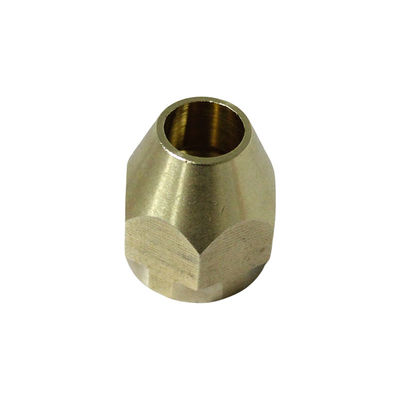 Fitting femminile in ottone forgiato con nocciolo di bocca corto ingrandito per i collegamenti di tubi di rame