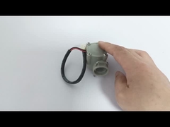 Interruttore per sensori di flusso in plastica durevole per applicazioni di riscaldamento e pompaggio